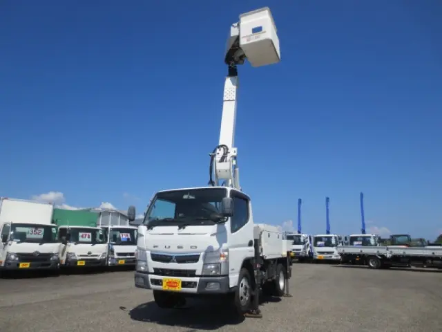 三菱 キャンター TPG-FEA50(2WD)の写真1