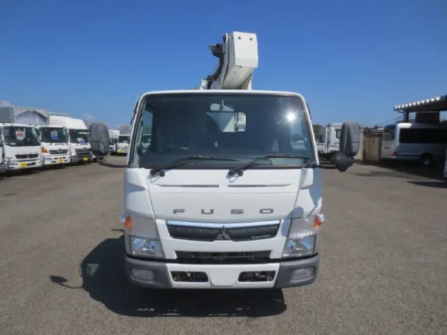 三菱 キャンター TPG-FEA50(2WD)の写真6