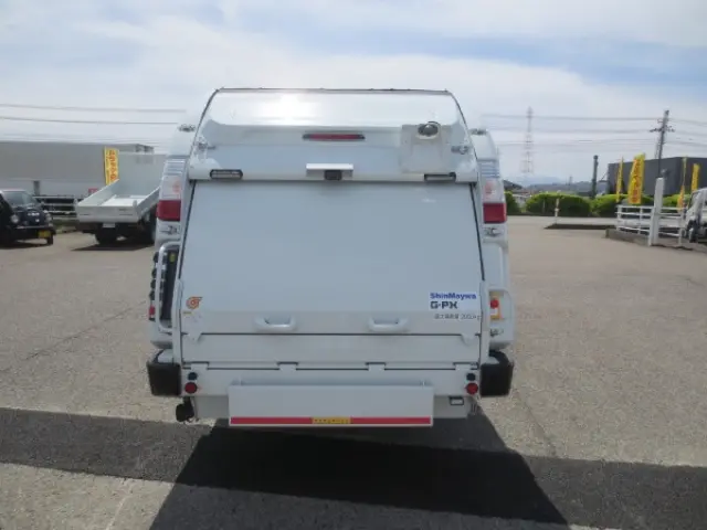 三菱 キャンター 2RG-FEAV0(2WD)の写真7