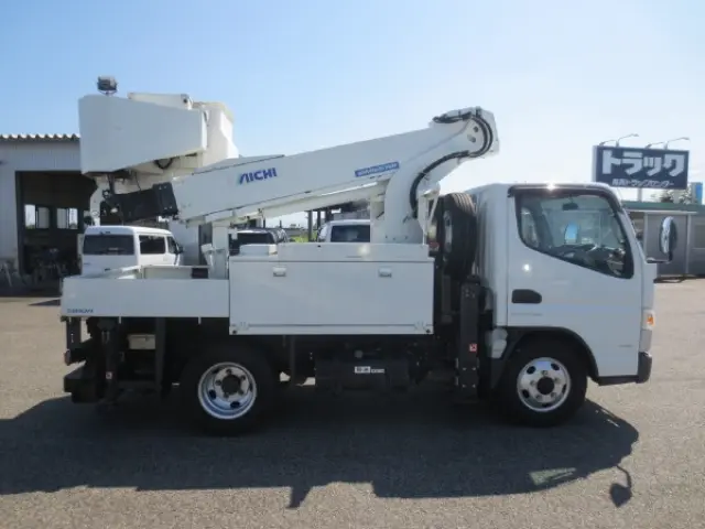 三菱 キャンター TPG-FEA50(2WD)の写真8