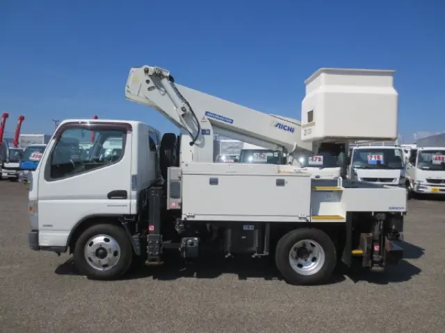 三菱 キャンター TPG-FEA50(2WD)の写真9