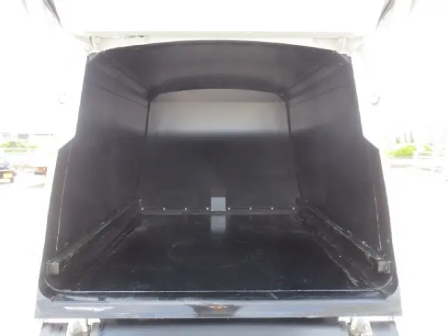 三菱 キャンター 2RG-FEAV0(2WD)の写真10