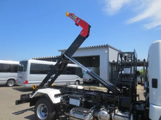 三菱 ファイター 2KG-FK72F(2WD)の写真13