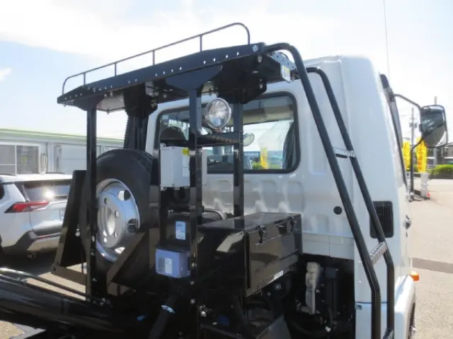 三菱 ファイター 2KG-FK72F(2WD)の写真15