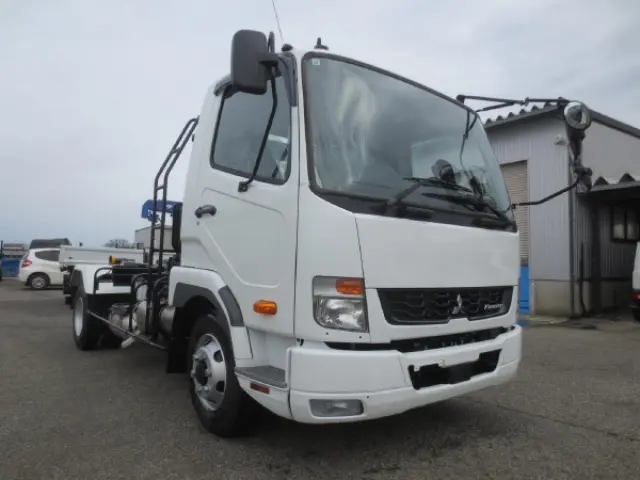 三菱 ファイター 2KG-FK72F(2WD)の写真2