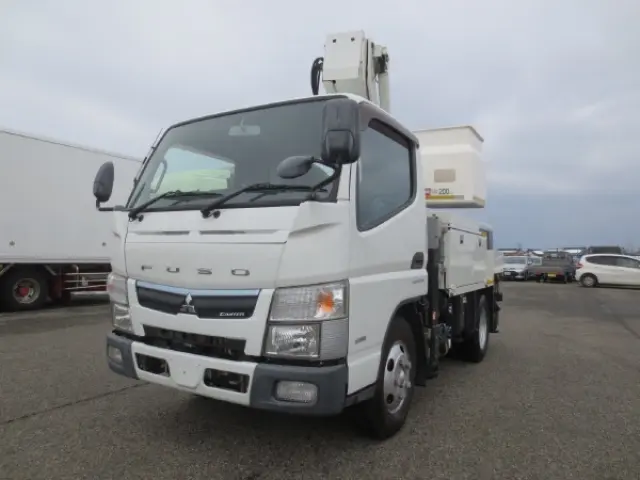 三菱 キャンター TPG-FEA50(2WD)の写真3