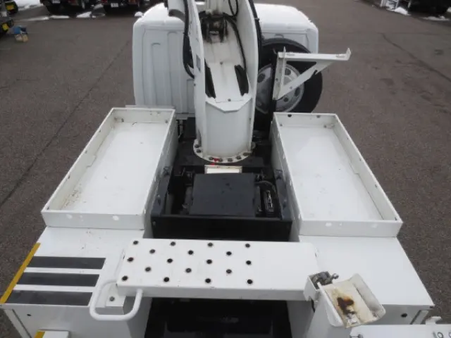 三菱 キャンター TPG-FEA50(2WD)の写真13