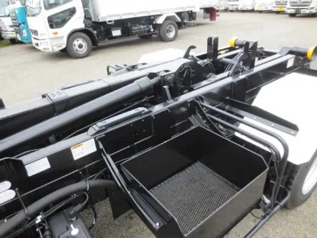 三菱 ファイター 2KG-FK72F(2WD)の写真16