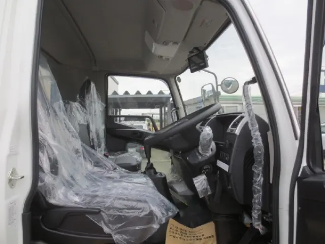 三菱 ファイター 2KG-FK72F(2WD)の写真18