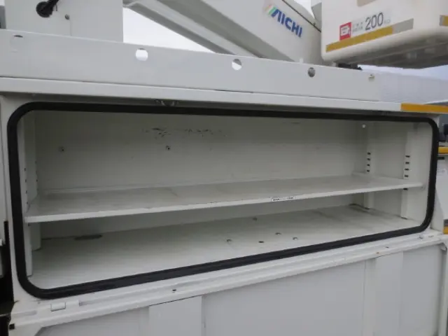 三菱 キャンター TPG-FEA50(2WD)の写真19