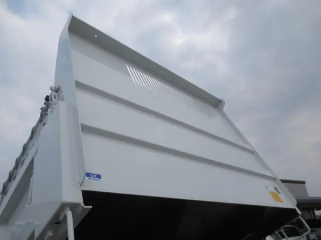 三菱 キャンター 2RG-FBA60(2WD)の写真11