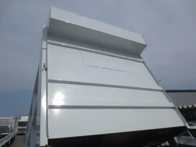 三菱 キャンター 2RG-FBA60(2WD)の写真12