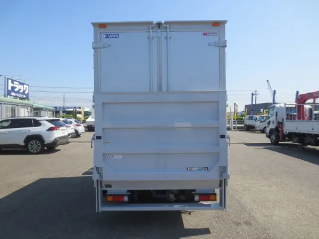 三菱 キャンター 2RG-FBA20(2WD)の写真7