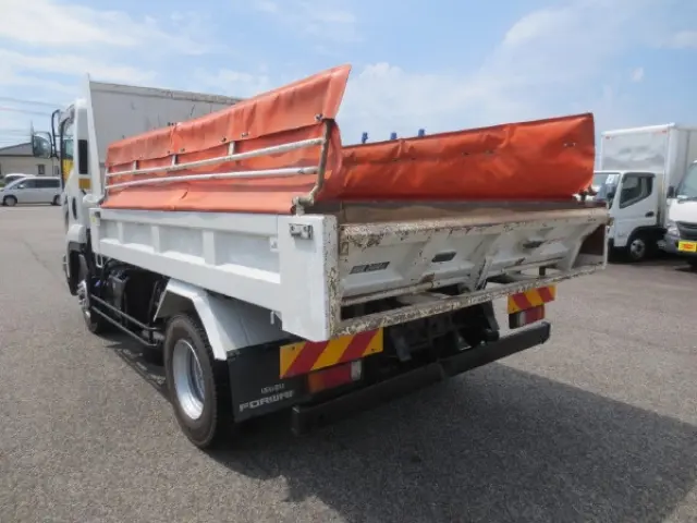 いすゞ フォワード 2PG-FRR90S1(2WD)の写真5