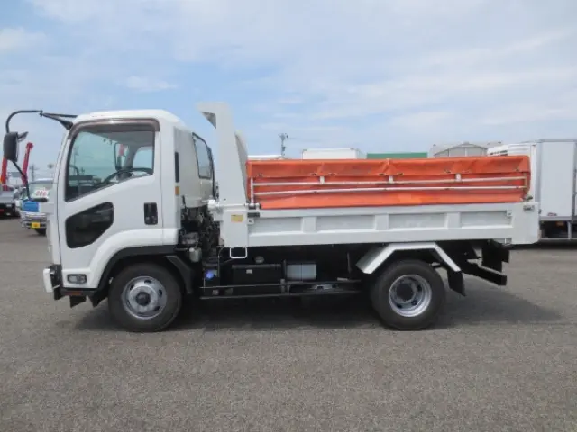 いすゞ フォワード 2PG-FRR90S1(2WD)の写真9