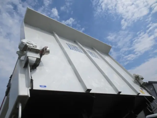 いすゞ フォワード 2PG-FRR90S1(2WD)の写真11