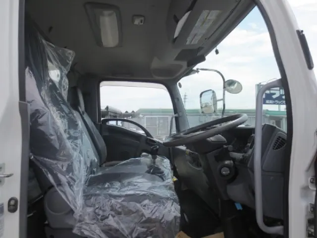 いすゞ フォワード 2PG-FRR90S1(2WD)の写真14