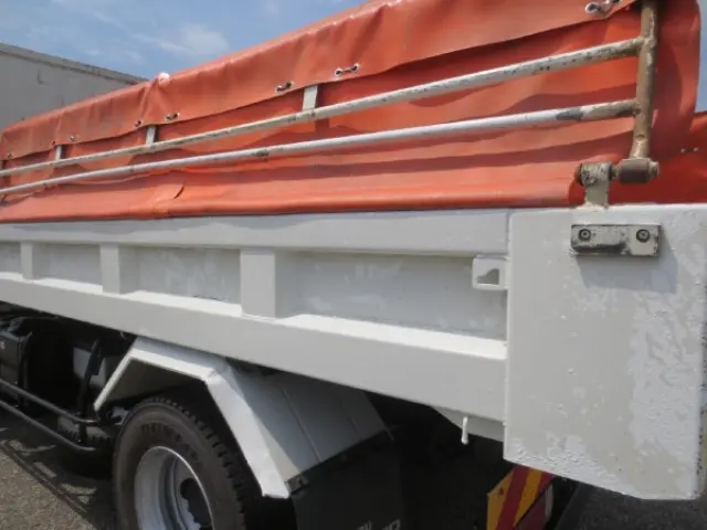 いすゞ フォワード 2PG-FRR90S1(2WD)の写真20