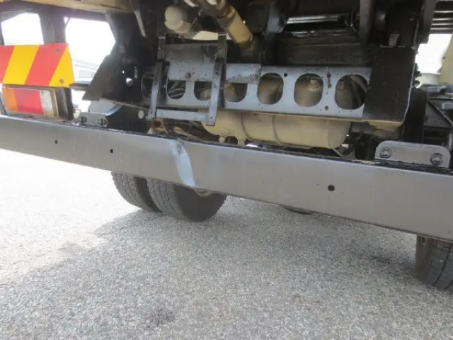 いすゞ フォワード 2PG-FRR90S1(2WD)の写真24