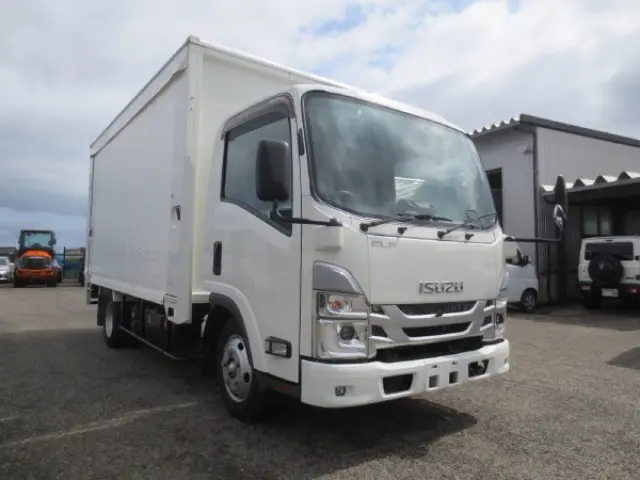 いすゞ エルフ 2RG-NMR88AN(2WD)の写真2