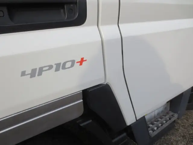 三菱 キャンター 2RG-FBA20(2WD)の写真23