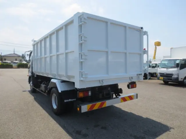 三菱 ファイター 2KG-FK72F(2WD)の写真5