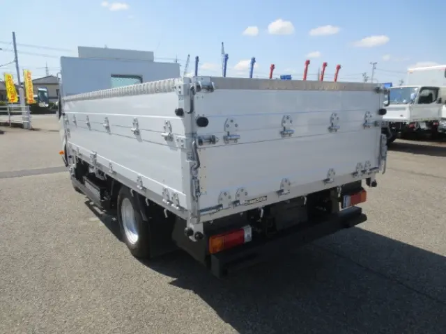 トヨタ ダイナ 2RG-XZU645(2WD)の写真5