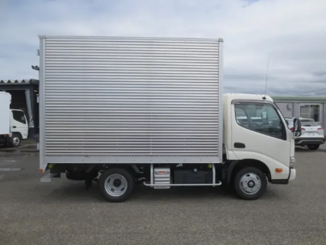 日野 デュトロ 2KG-XZU605M(2WD)の写真8