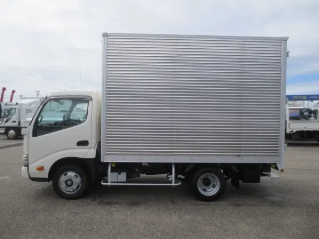 日野 デュトロ 2KG-XZU605M(2WD)の写真9