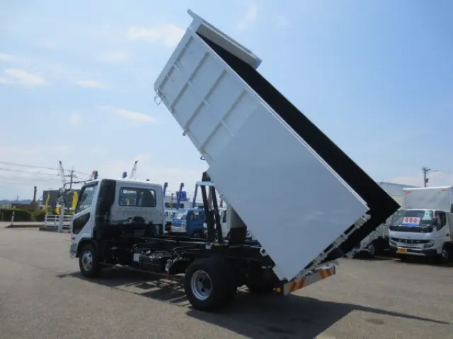 三菱 ファイター 2KG-FK72F(2WD)の写真11