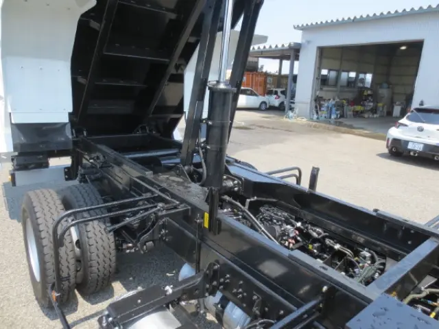 三菱 ファイター 2KG-FK72F(2WD)の写真15