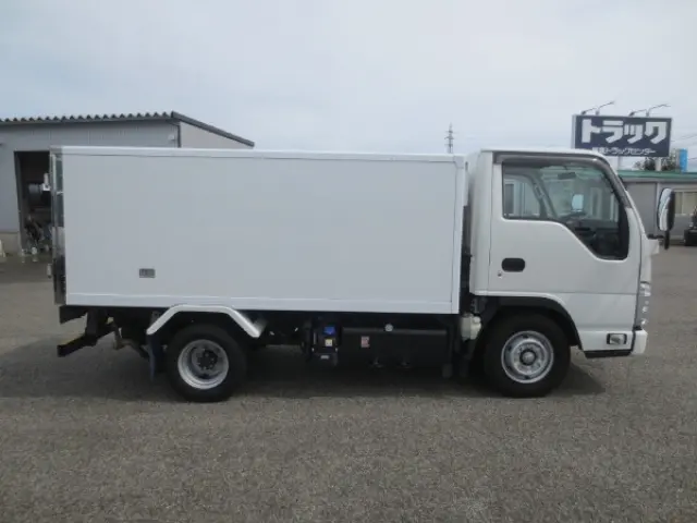 日産 アトラス 2RG-AHR88AN(2WD)の写真8
