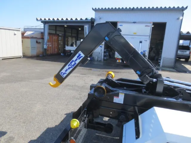 三菱 ファイター 2KG-FK72F(2WD)の写真11