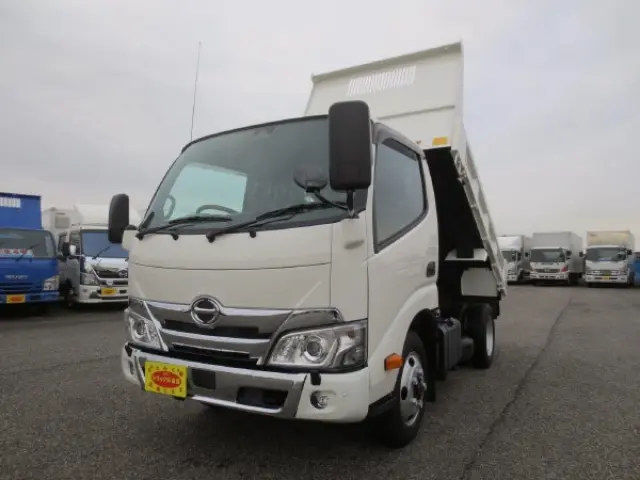 日野 デュトロ 2KG-XZU675T(4WD)の写真1