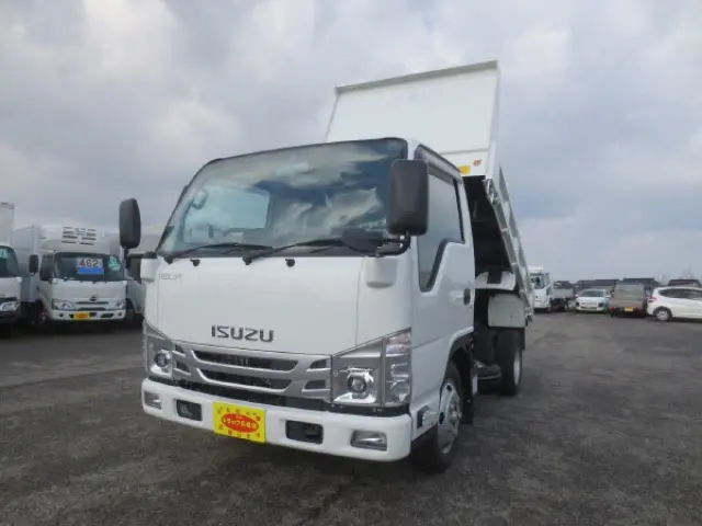いすゞ エルフ 2RG-NJR88AD(2WD)の写真1