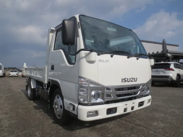 いすゞ エルフ 2RG-NJR88AD(2WD)の写真2