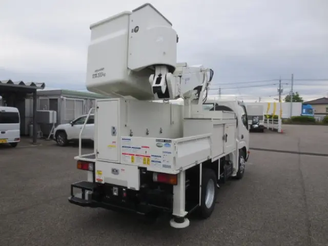 日野 デュトロ TPG-XZU600X(2WD)の写真4