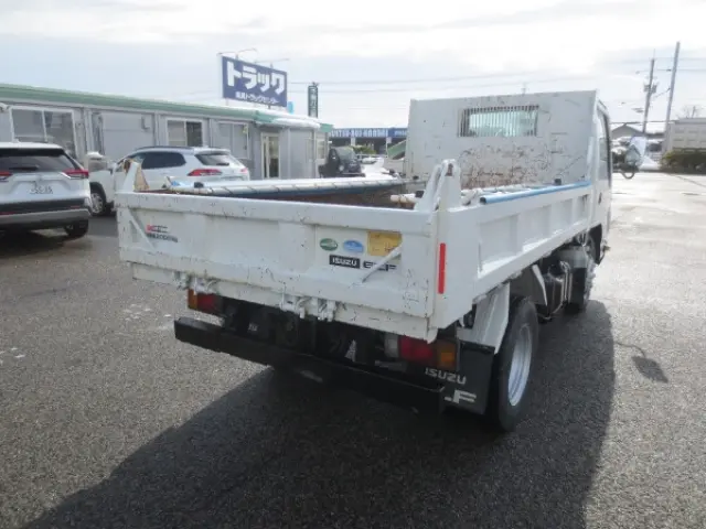 いすゞ エルフ TPG-NJR85AD(2WD)の写真4