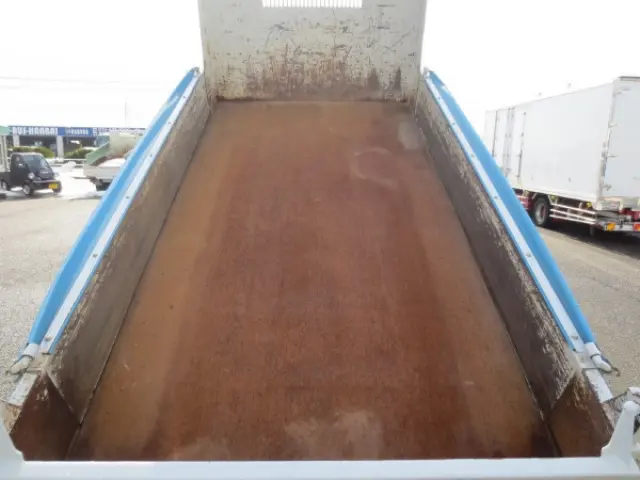 いすゞ エルフ TPG-NJR85AD(2WD)の写真10