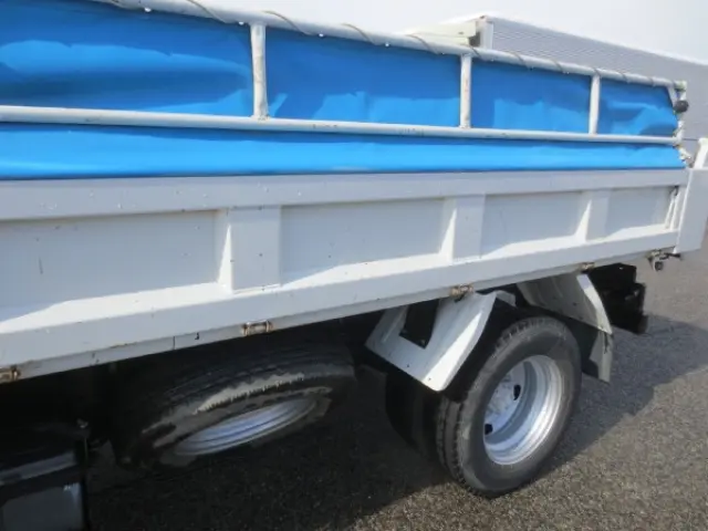 いすゞ エルフ TPG-NJR85AD(2WD)の写真20