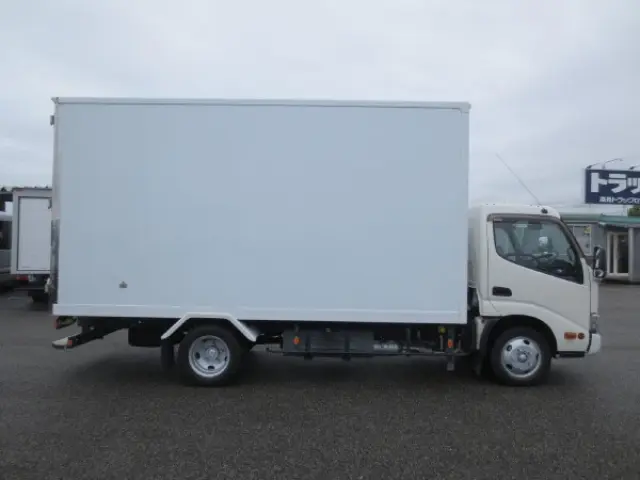 日野 デュトロ TPG-XZU655M(2WD)の写真8