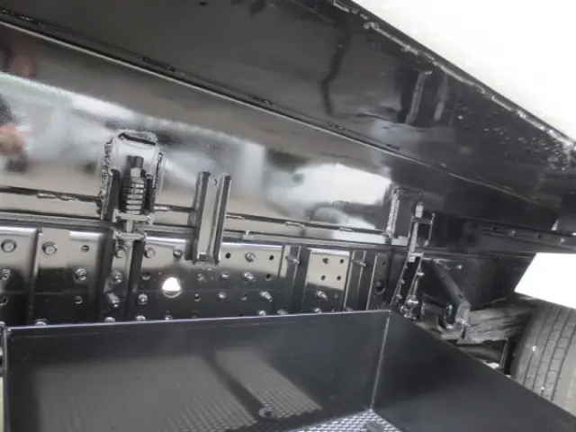 三菱 キャンター 2RG-FEAV0(2WD)の写真19