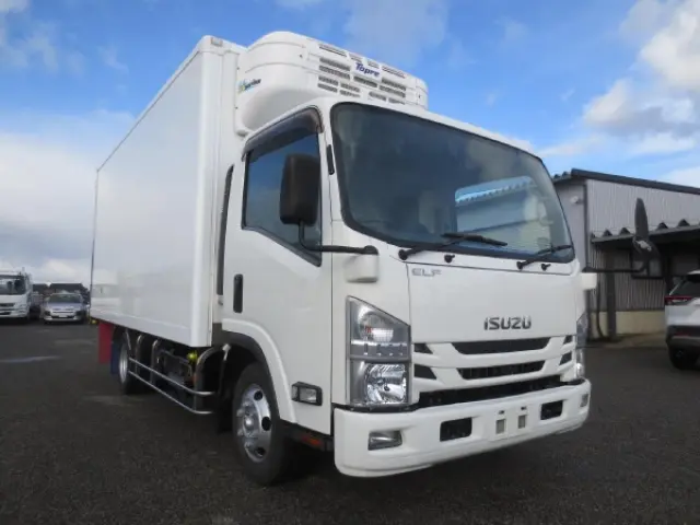 いすゞ エルフ 2RG-NPR88AN(2WD)の写真2