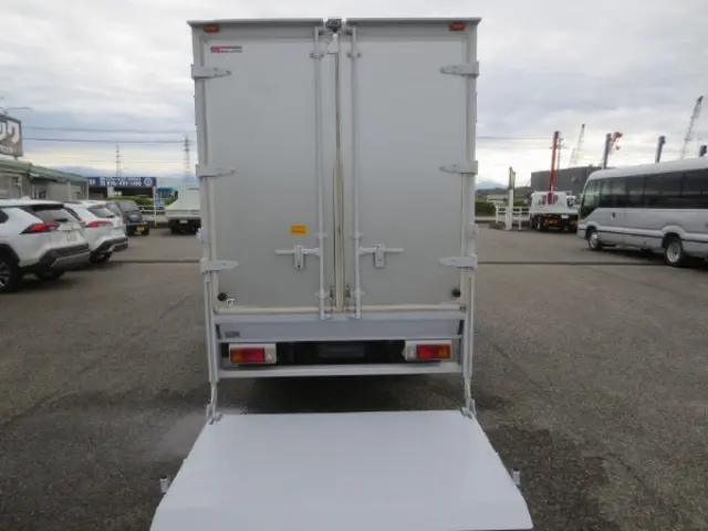 日野 デュトロ 2RG-XZCX605M(2WD)の写真8