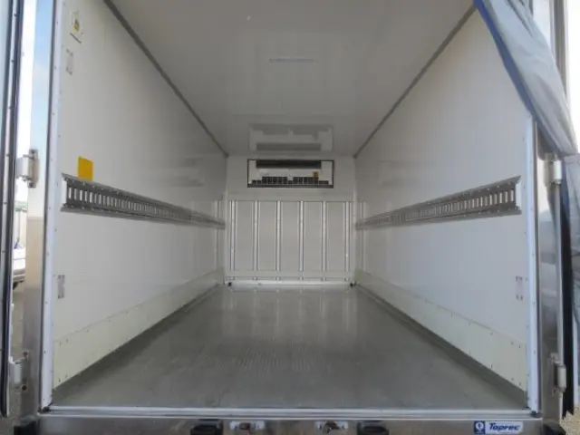 いすゞ エルフ 2RG-NPR88AN(2WD)の写真10