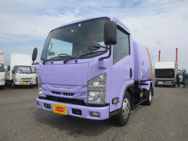 いすゞ エルフ TPG-NMR85N(2WD)の写真1