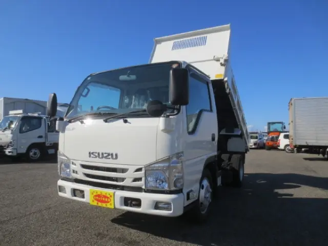 いすゞ エルフ 2RG-NJR88AD(2WD)の写真1