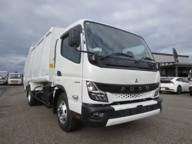 三菱 キャンター 2PG-FEB90(2WD)の写真2