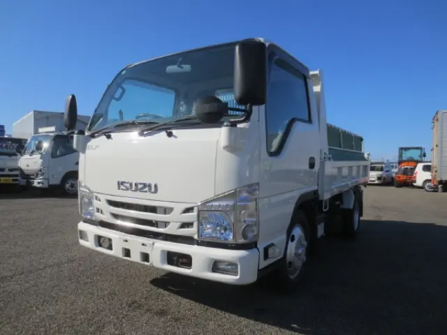 いすゞ エルフ 2RG-NJR88AD(2WD)の写真3