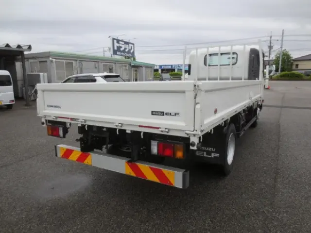 いすゞ エルフ TPG-NPR85N(2WD)の写真4